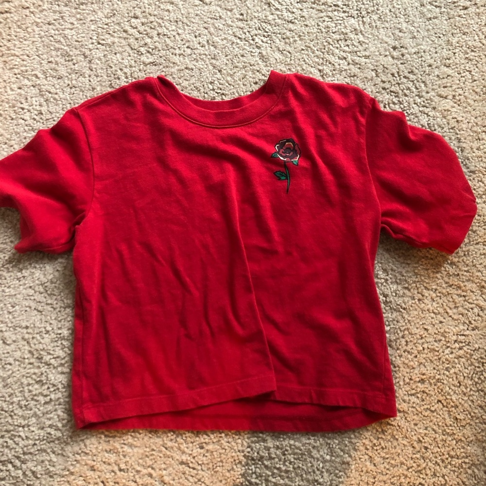 Red Hollister t shirt